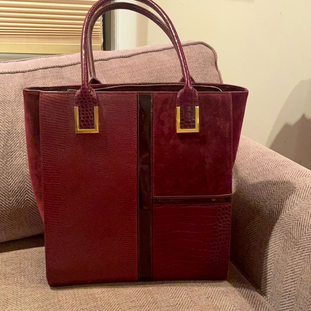 White House Black Market large burgundy pocketbook